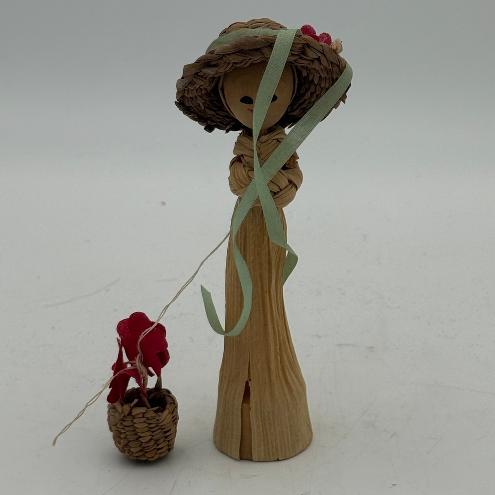 Vintage Corn Husk Doll with Straw Hat and Flower Basket Folk Art Figurine 5.25"